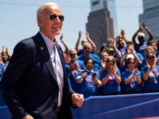 biden-sunglasses-rally