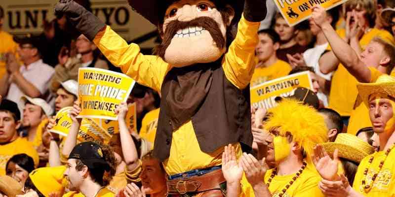 university of wyoming cowboys mascot